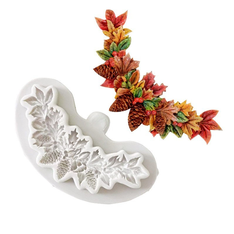 Christmas Silicone Mold Set – 12Pcs 3D Holiday Baking & Craft Molds for Chocolate, Fondant, Resin