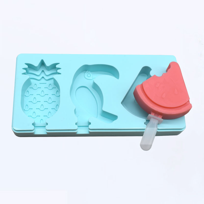 Silicone Ice Cream Mold Set – Reusable DIY Popsicle Maker Trays with Fun Cartoon Shapes