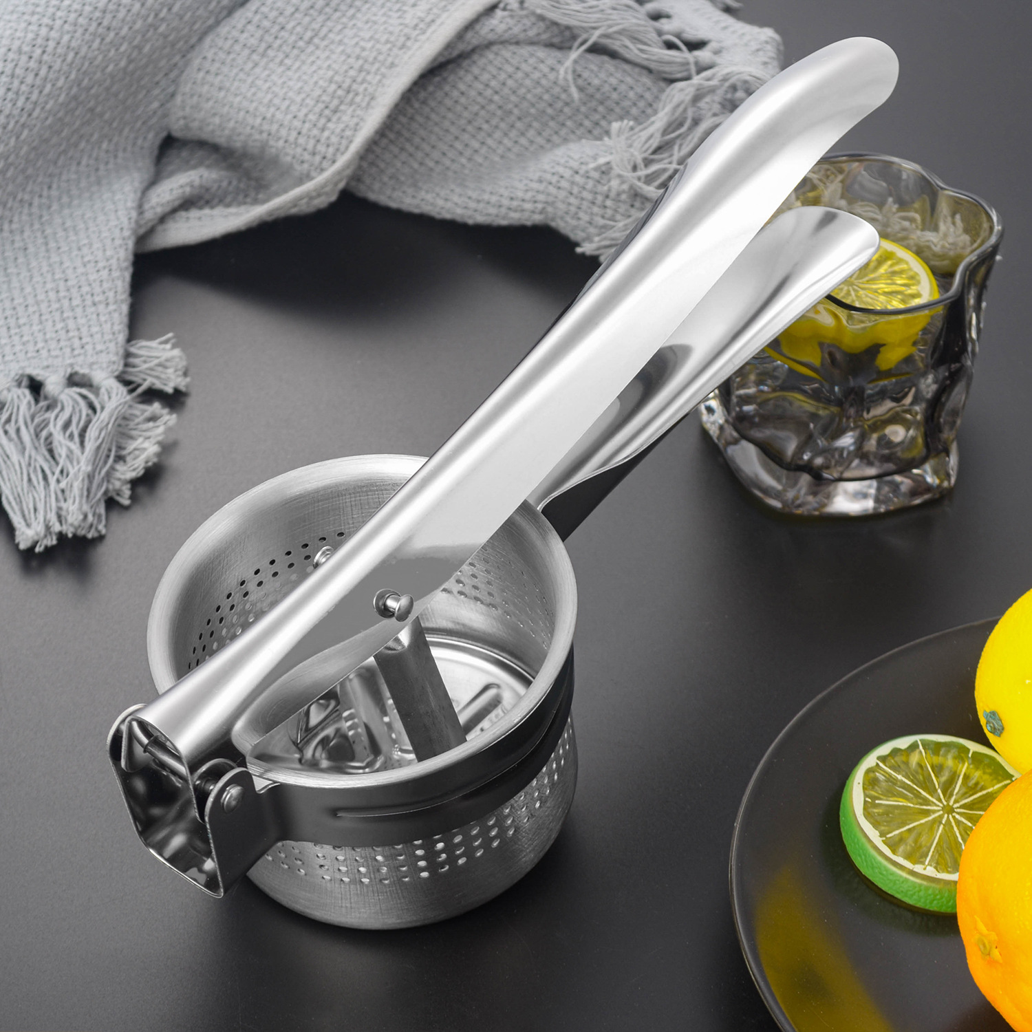 Heavy Duty Stainless Steel Manual Juicer & Potato Ricer – Multipurpose Fruit & Vegetable Press