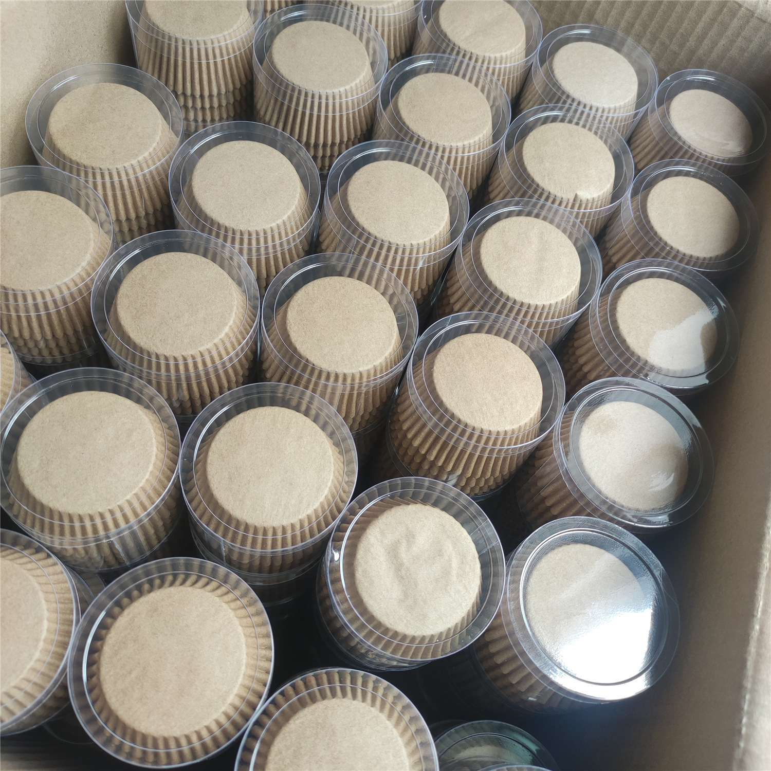 Natural Brown Greaseproof Muffin Baking Cups – 200 Pack, Eco-Friendly, Disposable Cupcake Liners