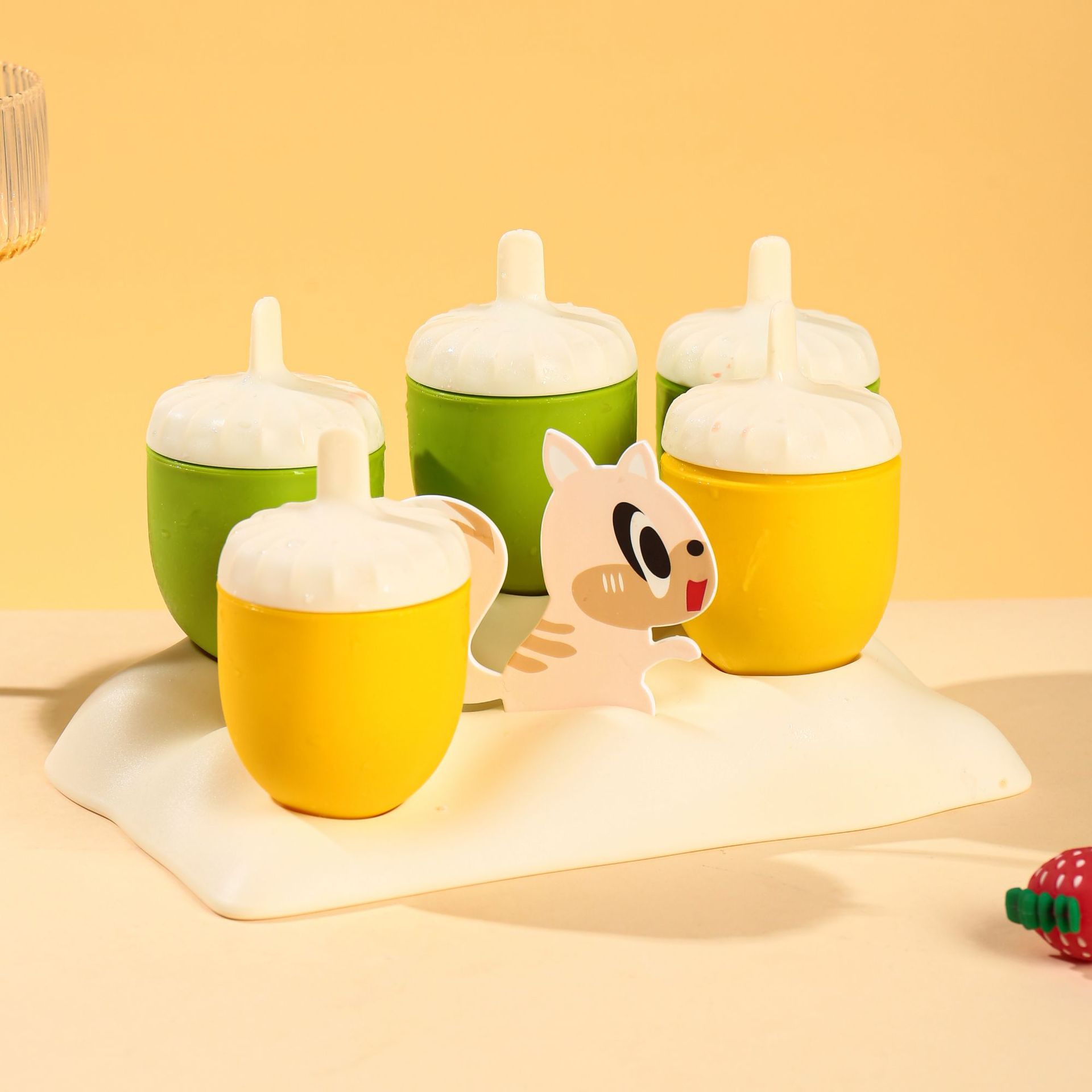Reusable Kids Popsicle Molds – 4-Cavity Ice Pop Maker Set with Animal Handles