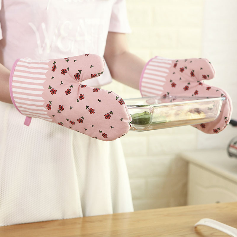 Cotton Oven Mitts – Heat Resistant Quilted Kitchen Gloves for Baking, Cooking & Microwave Use