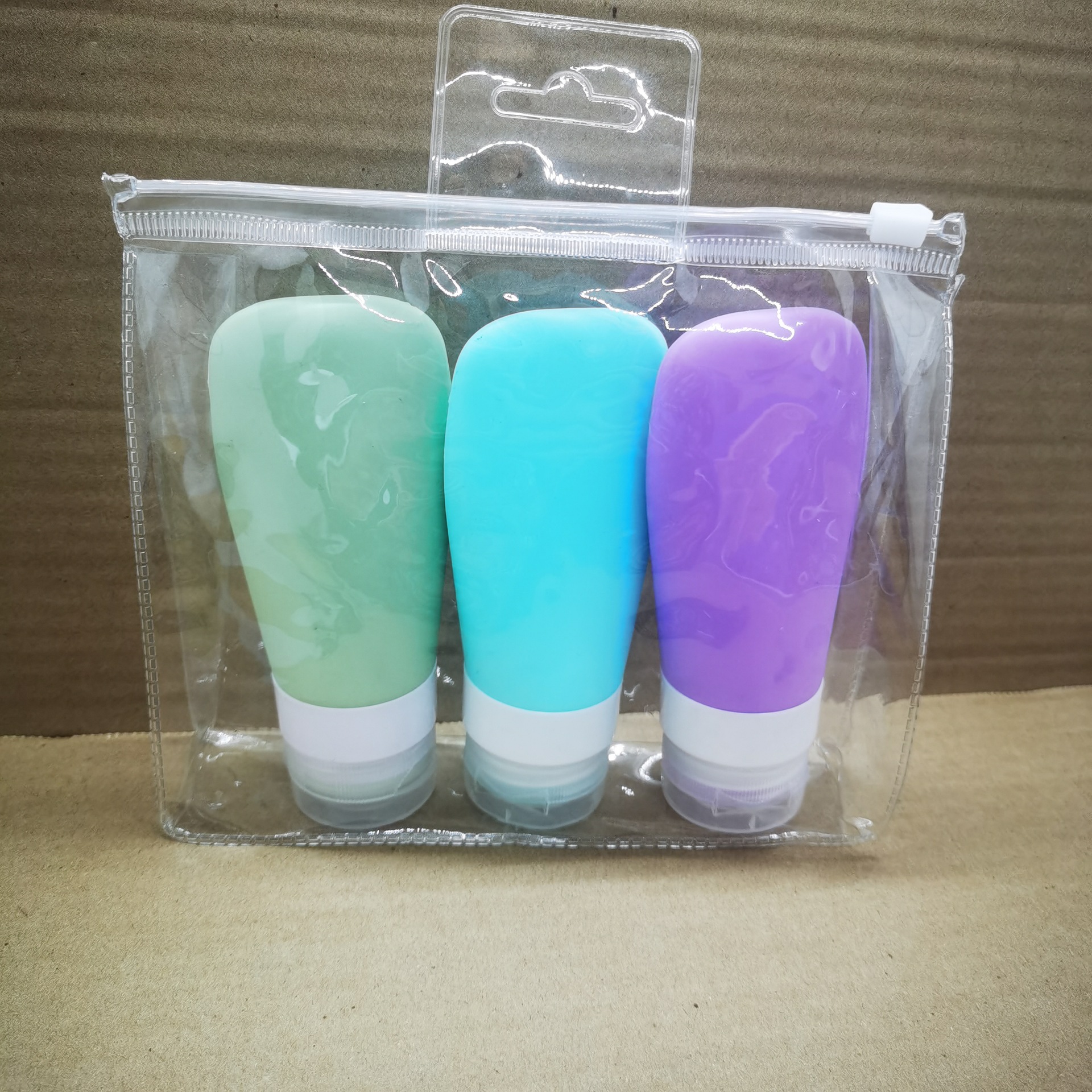 Travel Silicone Squeeze Bottles – 90ml TSA Approved Refillable Toiletry Containers