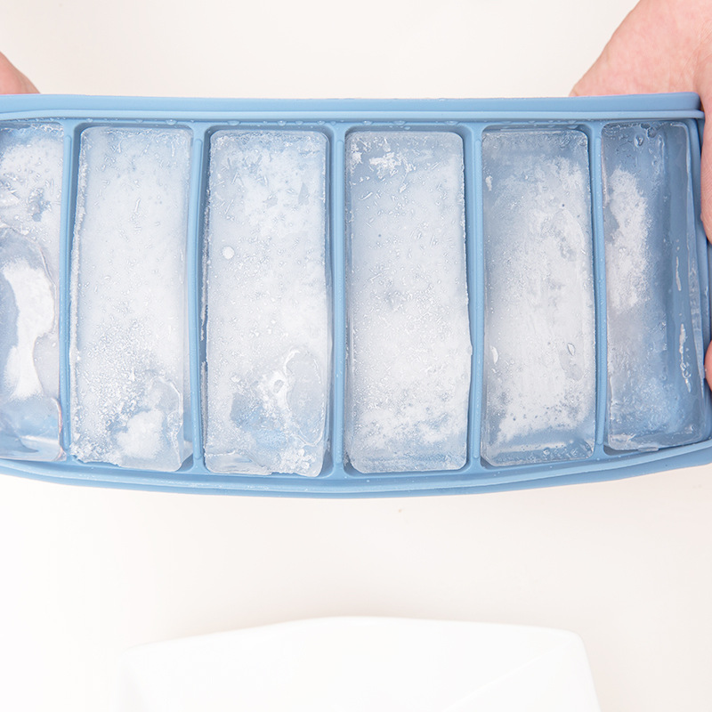 Silicone Large Ice Cube Tray with Lid – Easy-Release Rectangular Ice Mold