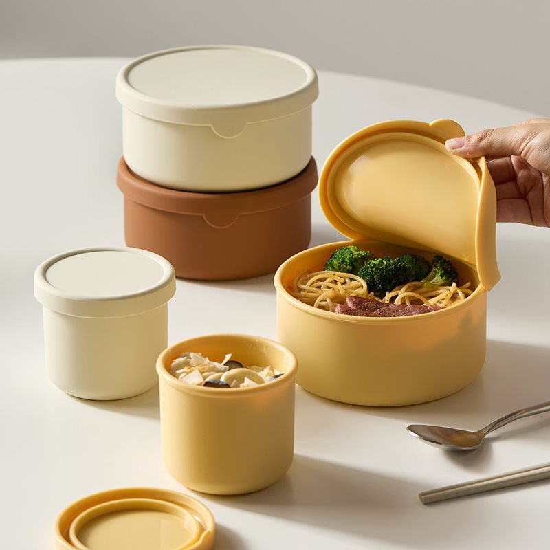 Silicone Food Storage Containers with Lids – BPA-Free, Stackable, Multi-Size Reusable Bowls