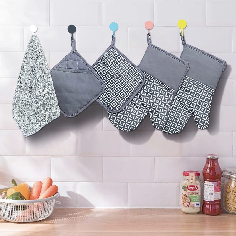 Heat Resistant Oven Mitts and Pot Holders Set – Quilted Cotton Kitchen Gloves, Black 4-Piece Set