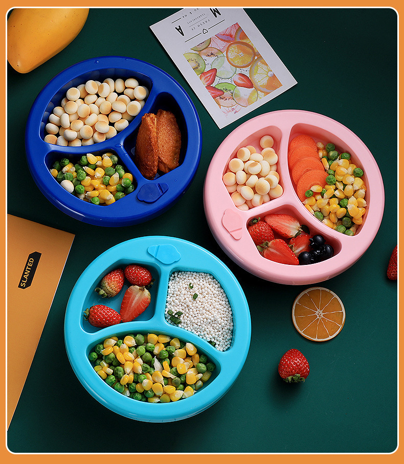 Silicone Suction Divided Plate for Toddlers – BPA-Free Baby Feeding Tray with 3 Sections – Non-Slip Baby Food Dish