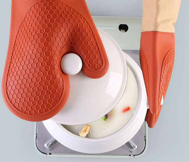 Silicone Oven Mitt & Pot Holder Set – Heat Resistant Non-Slip Kitchen Gloves for Baking & BBQ